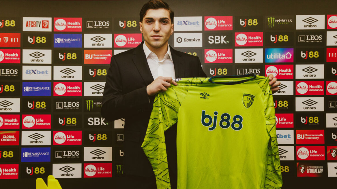 Μανδάς: Από την πρώτη στιγμή ήθελα να έρθω στη Μπόρνμουθ, δείτε βίντεο