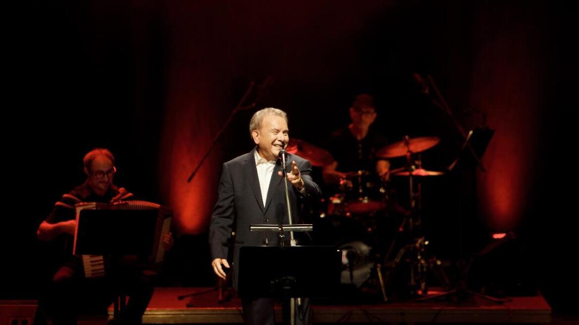 Μανώλης Μητσιάς: Τραγουδά στίχους του Νίκου Γκάτσου στο Μέγαρο Μουσικής Αθηνών