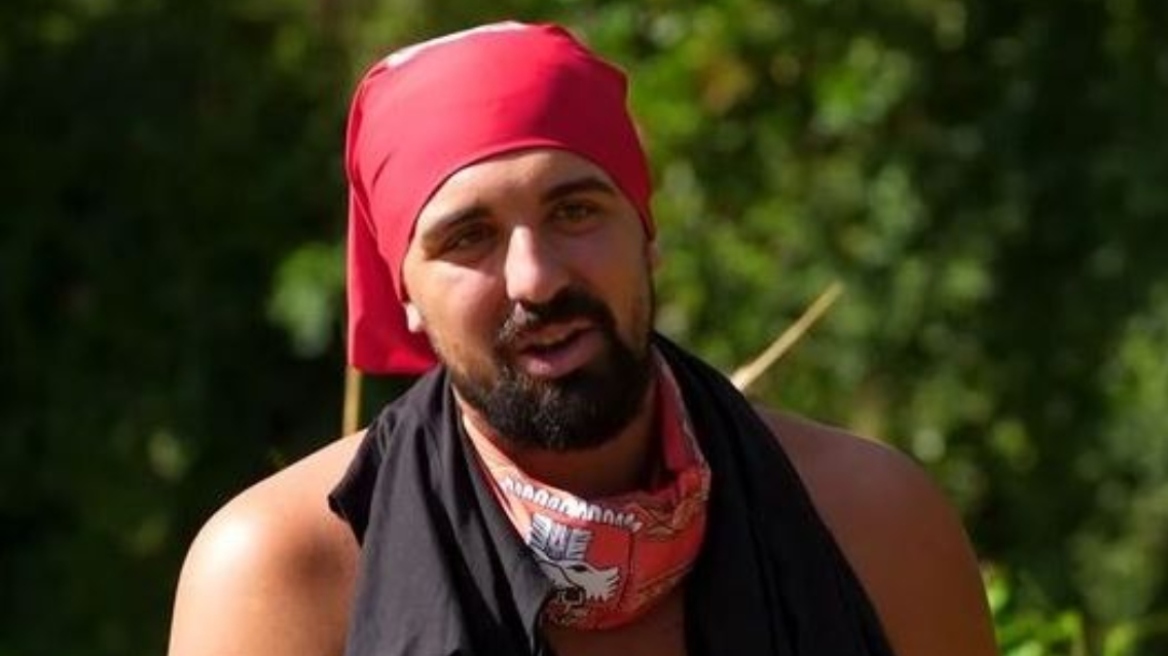Στο στόχαστρο του Gio ο Μιχάλης Σηφάκης στο Survivor: Φαίνεται παππούλης, του πήραν τον θρόνο
