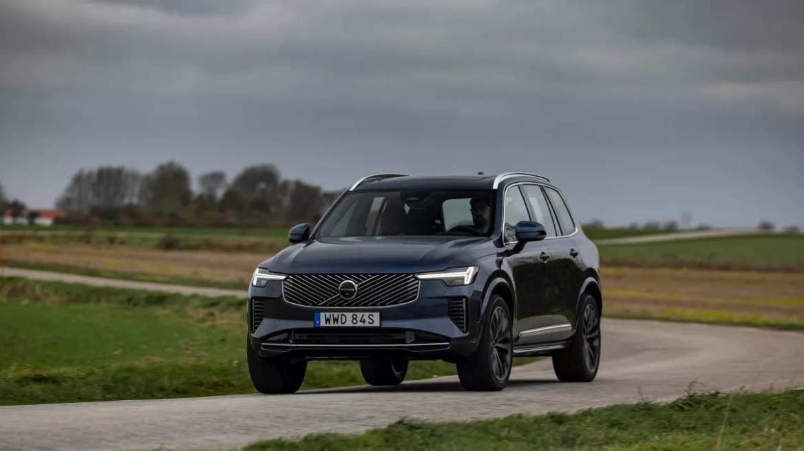 Νέα ναυαρχίδα σκέφτεται η Volvo