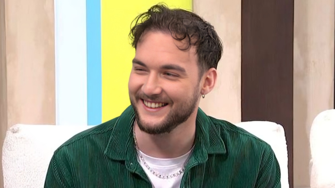 Leroybroughtflowers για τον ελληνικό τελικό της Eurovision: Το τραγούδι μου μιλάει για το σαμποτάζ που κάνουμε στον εαυτό μας