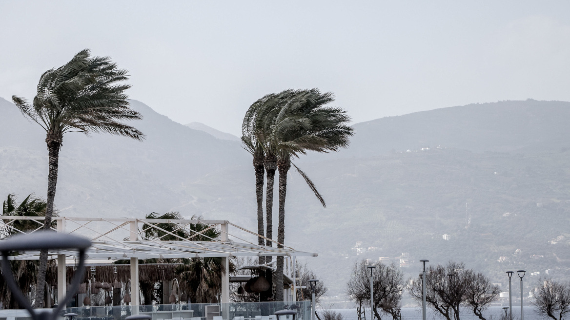 Καιρός: Ισχυρά φαινόμενα σε Κρήτη και Έβρο προβλέπουν οι μετεωρολόγοι - Προειδοποίηση Μαρουσάκη για αποπνικτική σκόνη με λασποβροχές από 16/2