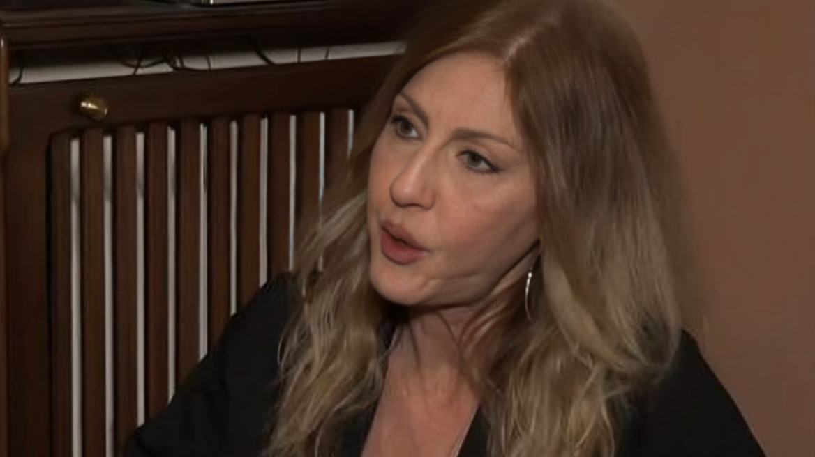 Πέθανε ένα κομμάτι μου, είπε η πρώην σύζυγος του Σπύρου Καρατζαφέρη για τον θάνατό του