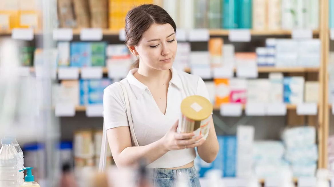 Ανάκληση βρεφικού γάλακτος λόγω επικίνδυνης τοξίνης – Τι πρέπει να γνωρίζουν οι γονείς
