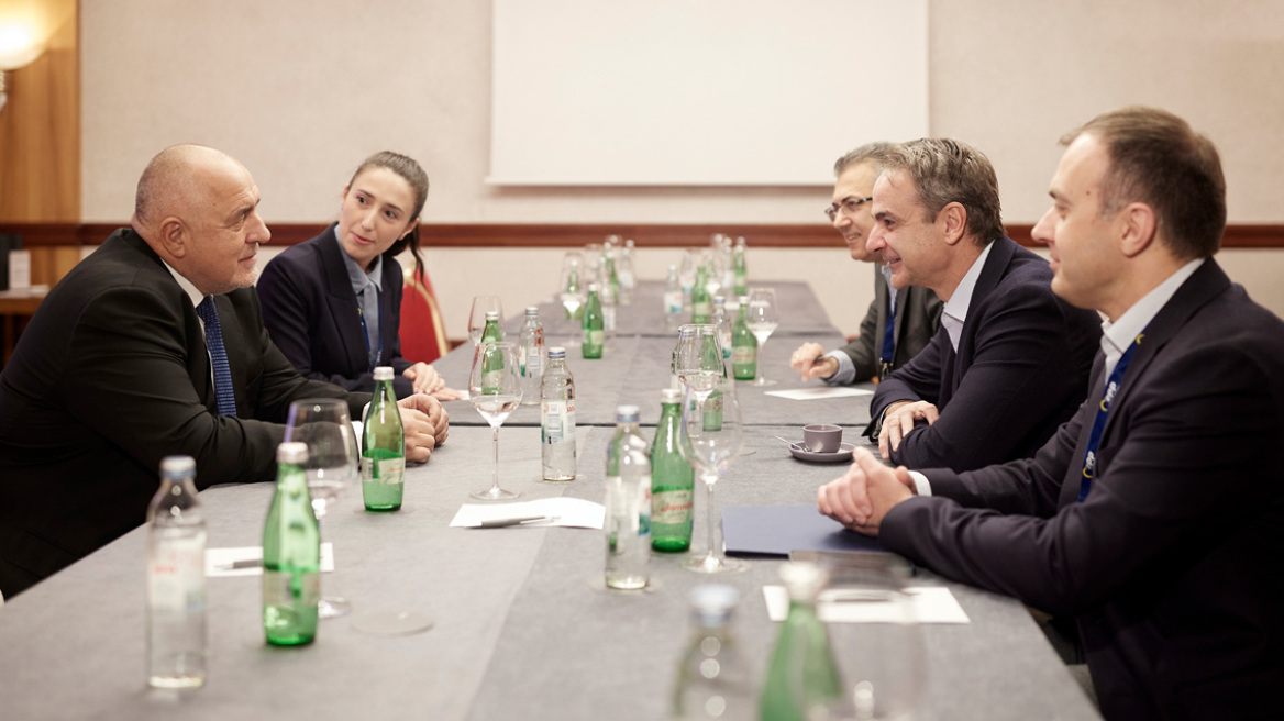 Μητσοτάκης από Ζάγκρεμπ: Σημαντική και στρατηγική επένδυση ο Κάθετος Διάδρομος
