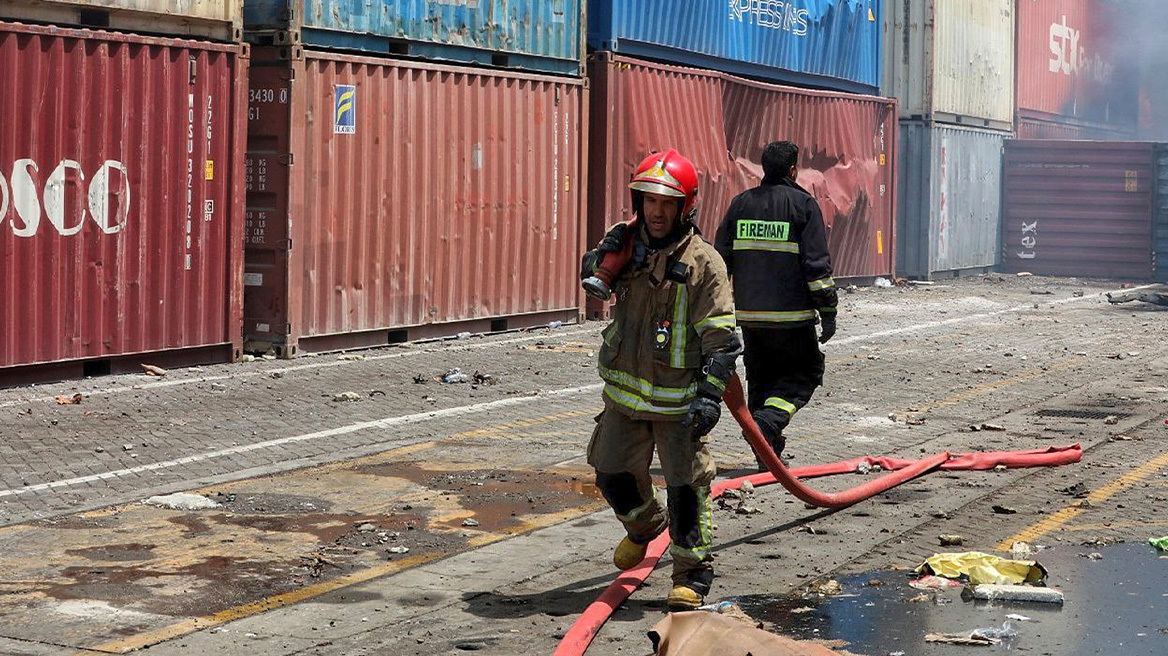 Ένας νεκρός και 14 τραυματίες από την έκρηξη στο λιμάνι της Μπαντάρ Αμπάς του Ιράν