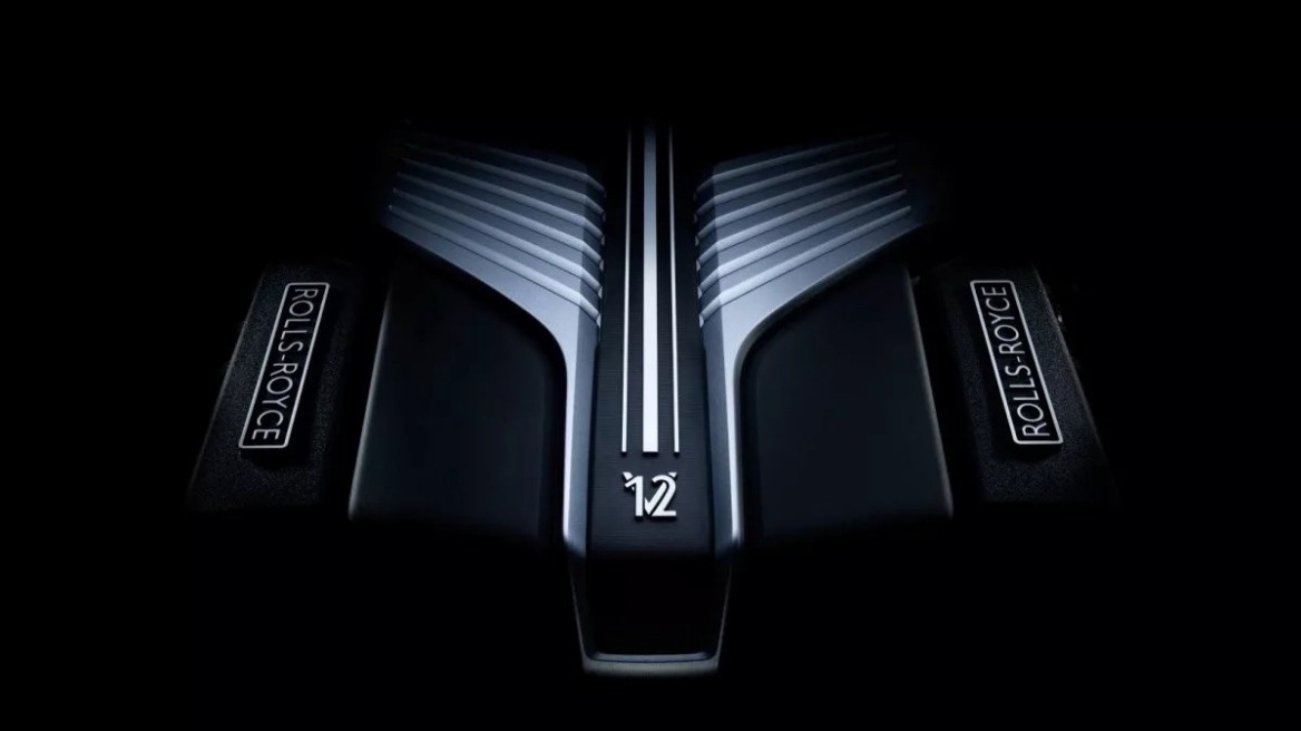 Η Rolls-Royce κρατά ζωντανό τον V12