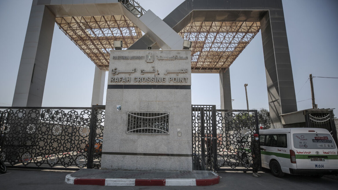 Το Ισραήλ ανοίγει ξανά τη Ράφα με αυστηρούς περιορισμούς και μόνο για πεζούς