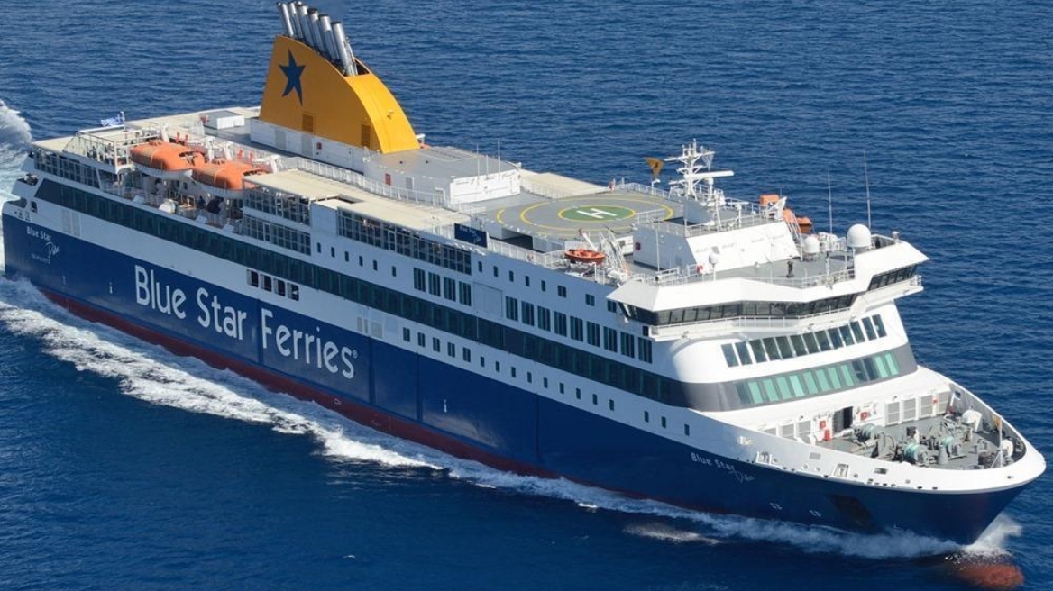 Πλοίο χτύπησε στο λιμάνι της Μεγίστης λόγω των δυνατών ανέμων, ενώ προσπαθούσε να δέσει