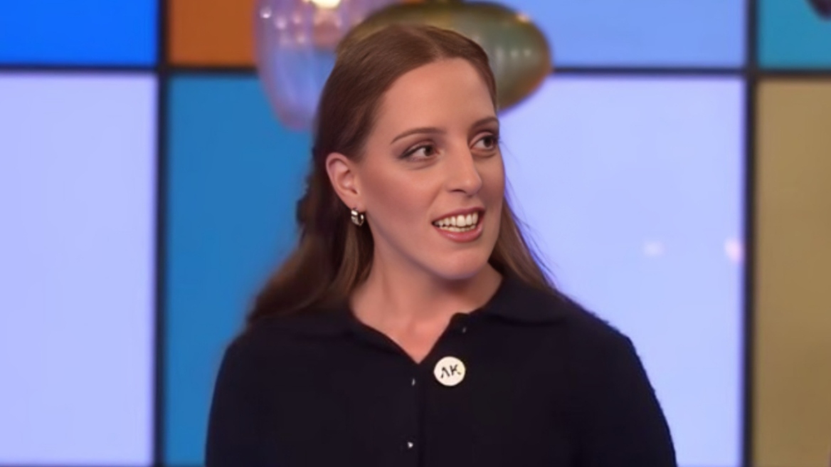 Η Σπυριδούλα Καραμπουτάκη επέστρεψε στο MasterChef: Οι φωνές της αντηχούν ακόμη στους διαδρόμους, είπε ο Κουτσόπουλος