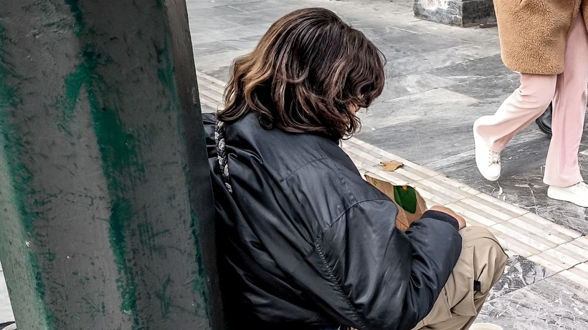 Πάνω από 400 θύματα εμπορίας και εκμετάλλευσης εντοπίστηκαν να επαιτούν σε Θεσσαλονίκη και Αθήνα