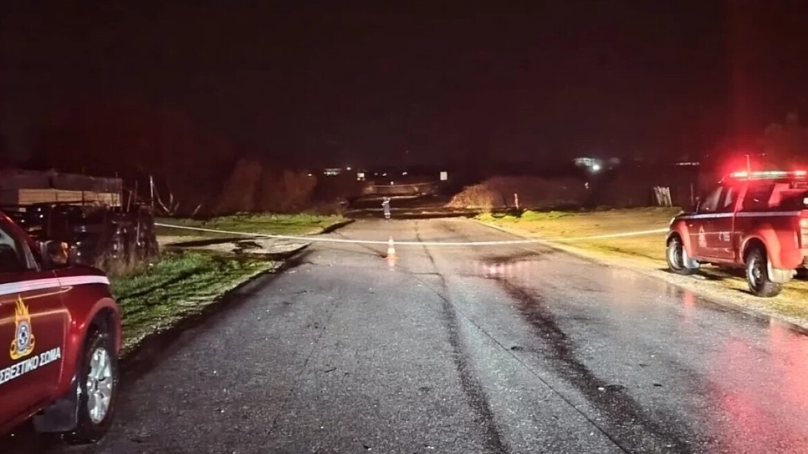 Τραγωδία στην Κομοτηνή, νεκρός ο οδηγός που αγνόησε τις προειδοποιήσεις και πέρασε μέσα από χείμαρρο – Σταμάτησε για απόψε η επιχείρηση ανάσυρσής του