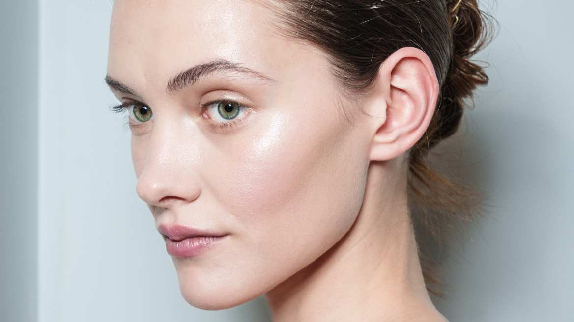 Βραδινή ρουτίνα περιποίησης: Δίνουμε απαντήσεις στις πέντε πιο συχνές ερωτήσεις
