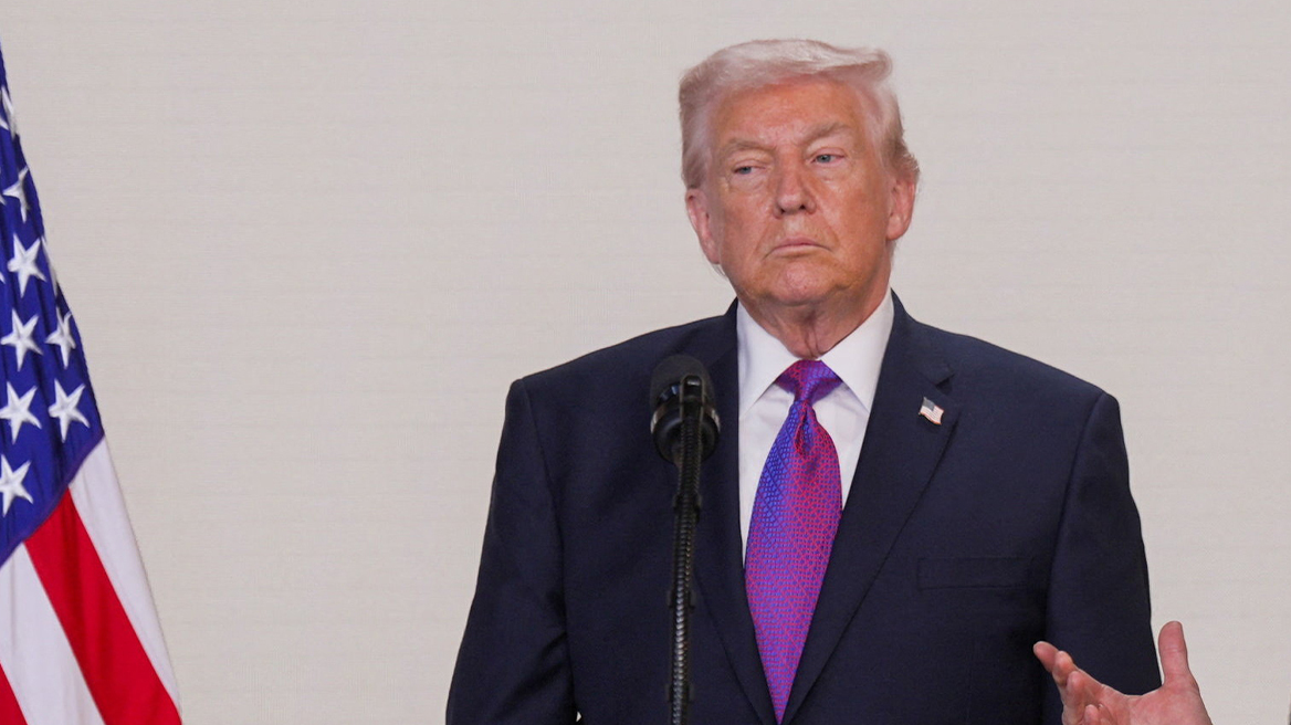 Στο μυαλό του Τραμπ: Γιατί μια σύγκρουση με το Ιράν είναι δίκοπο μαχαίρι - Από τη μία το «ή τώρα ή ποτέ», από την άλλη οι ψηφοφόροι που δεν θέλουν «ξένες περιπέτειες»