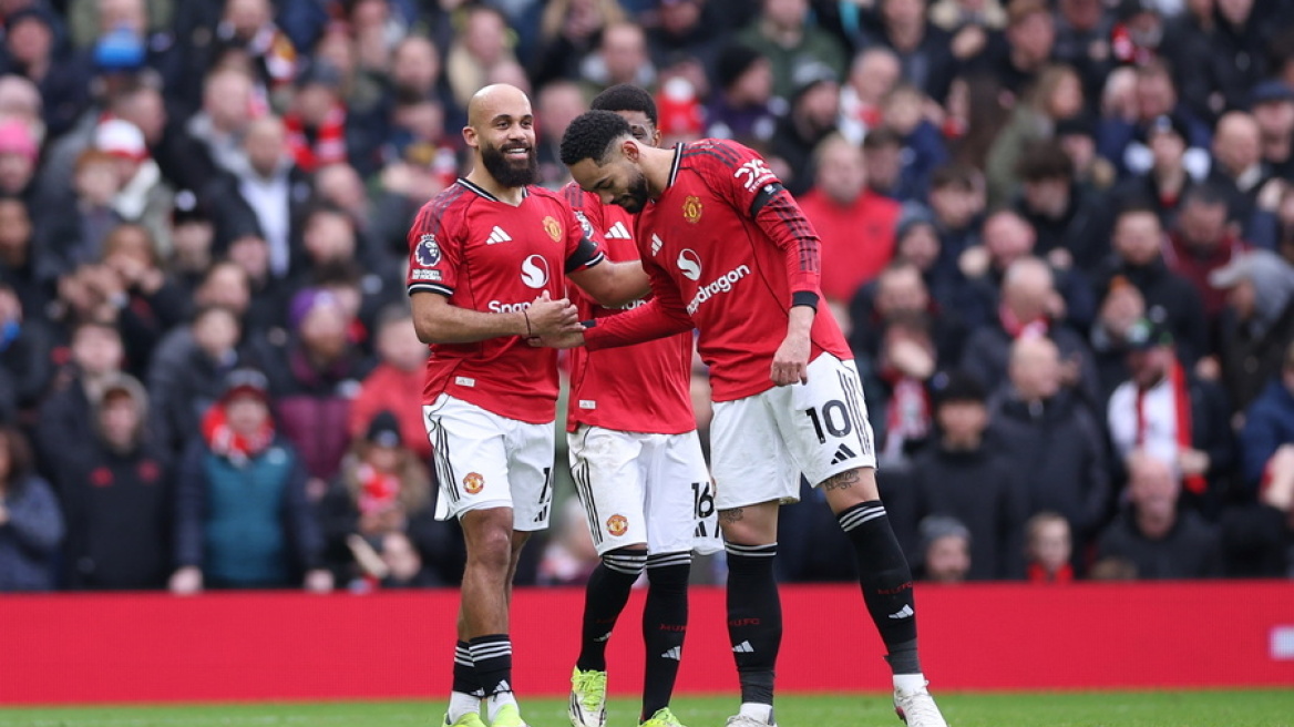 Premier League: Η Μάντσεστερ Γιουνάιτεντ νίκησε 2-0 την Τότεναμ και πατάει γερά στην 4αδα