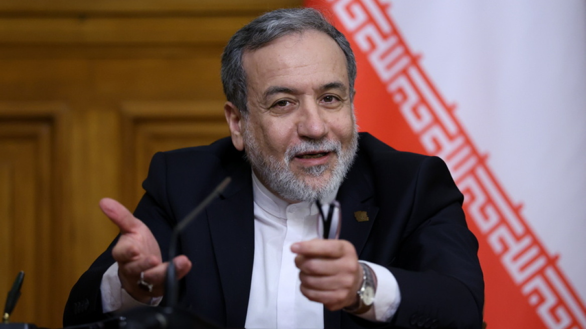 Αν μας επιτεθούν οι ΗΠΑ, θα χτυπήσουμε αμερικανικές βάσεις στην περιοχή, λέει ο Ιρανός ΥΠΕΞ