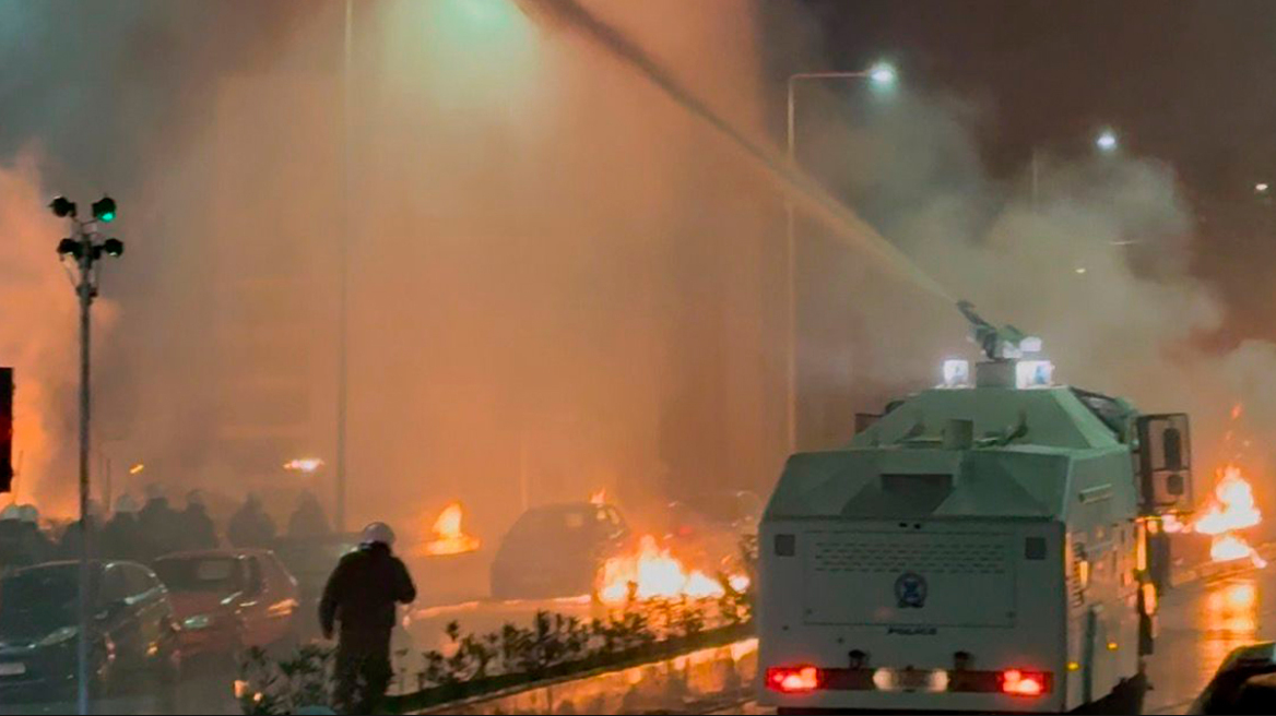 Το υπουργείο Παιδείας ζητά εξηγήσεις από το ΑΠΘ για τα σοβαρά επεισόδια και δίνει διορία 48 ωρών: «Οι ευθύνες θα ζητηθούν και θα αποδοθούν»