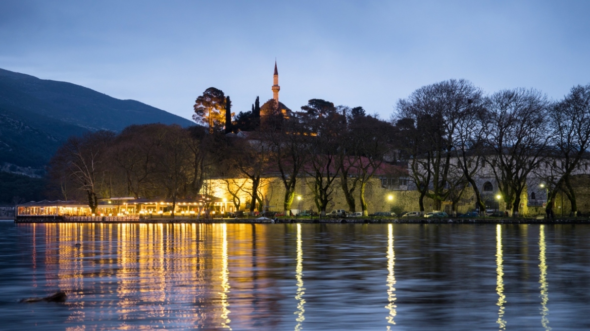 Ποιοι προορισμοί στην Ελλάδα «πρωταγωνιστούν» στον 12μηνο τουρισμό