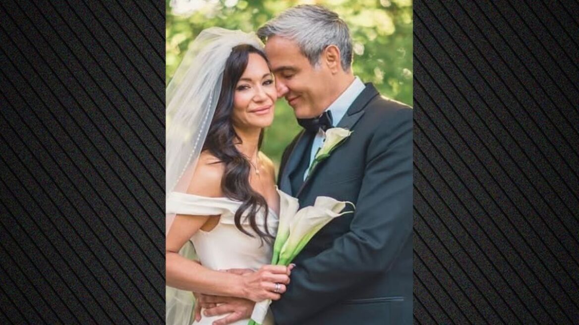 Η Μάρω Λύτρα ανέβασε φωτογραφίες με τον σύζυγό της από τον γάμο τους