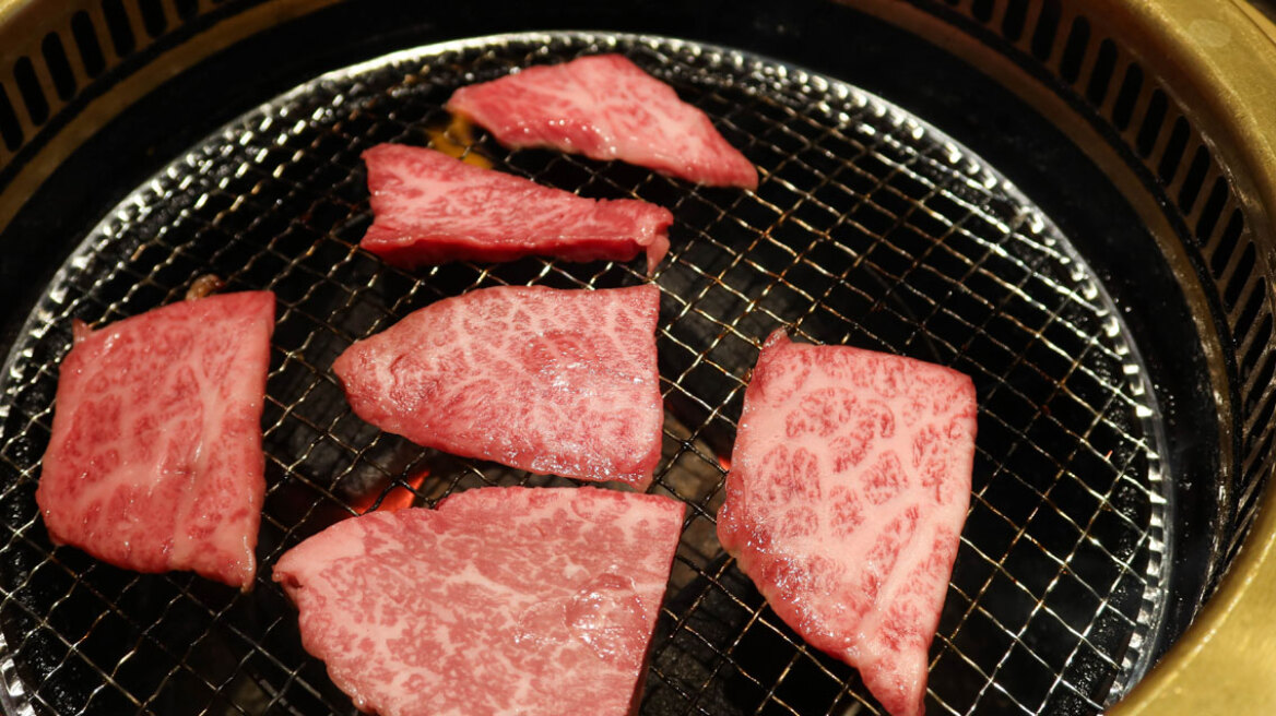 Γιατί οι Κινέζοι το γυρνάνε στο πανάκριβο «χοιρινό Wagyu»