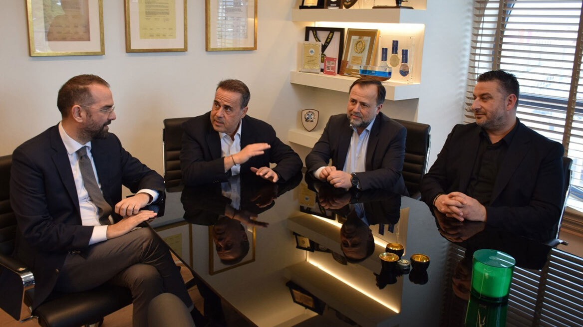 Παπασταύρου από Πάτρα: Μείωση ενεργειακού κόστους για 700.000 κατοίκους μέσω φωτοβολταϊκού πάρκου
