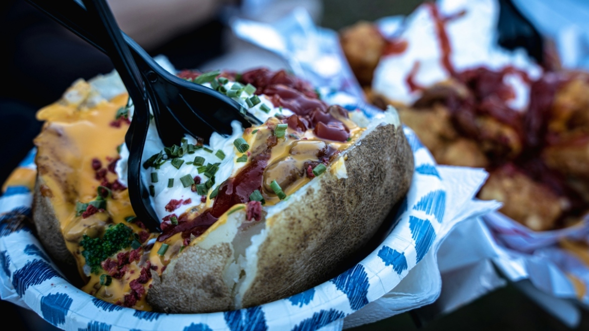 Το μυστικό για τις πιο τραγανές και γευστικές πατάτες jacket