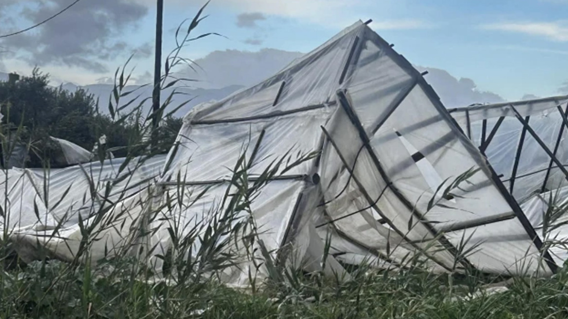 Ανεμοστρόβιλος προκάλεσε σοβαρές ζημιές σε θερμοκήπια και ξενοδοχεία στην Ιεράπετρα, δείτε φωτογραφίες