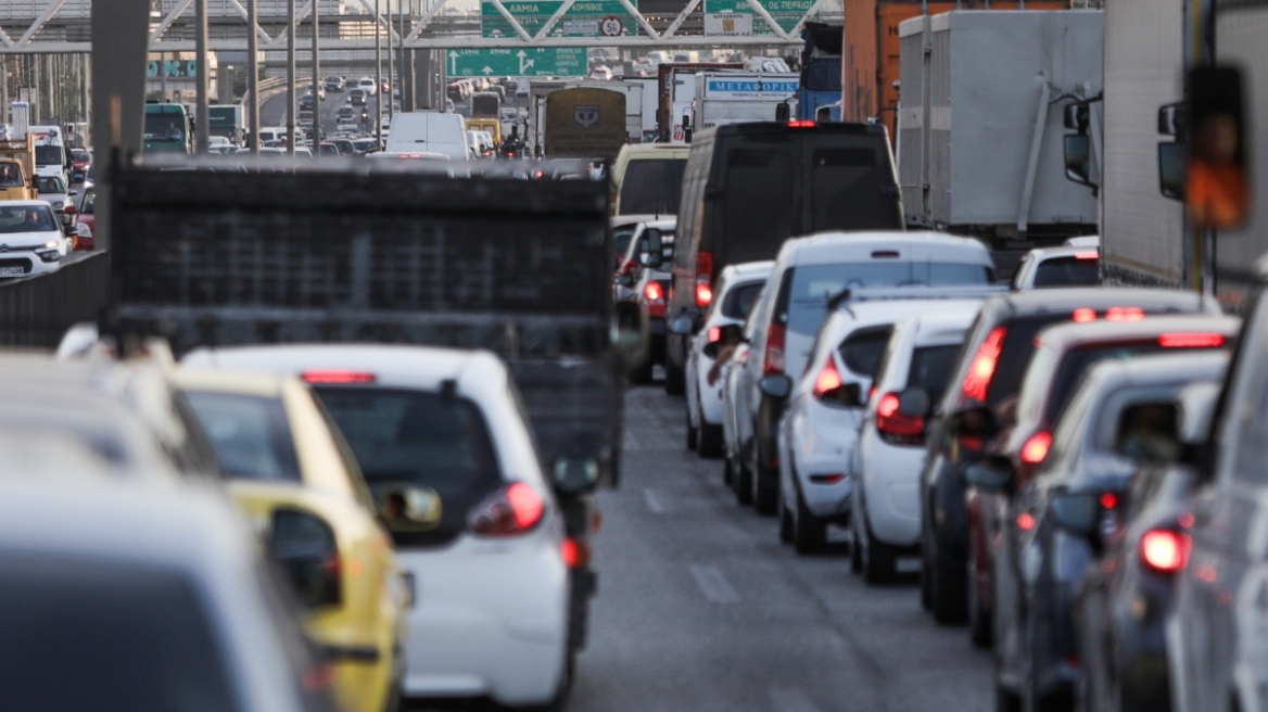 Στο «κόκκινο» Κηφισός και κέντρο της Αθήνας: Ποιοι δρόμοι είναι κλειστοί λόγω του αγροτικού συλλαλητηρίου