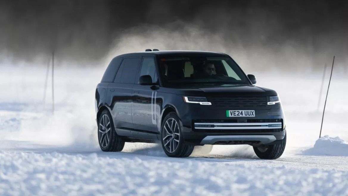Το ανανεωμένο Range Rover σε χειμερινές δοκιμές