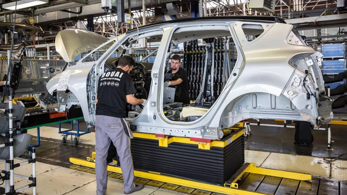 O Όμιλος Renault θα κατασκευάζει στρατιωτικά drones
