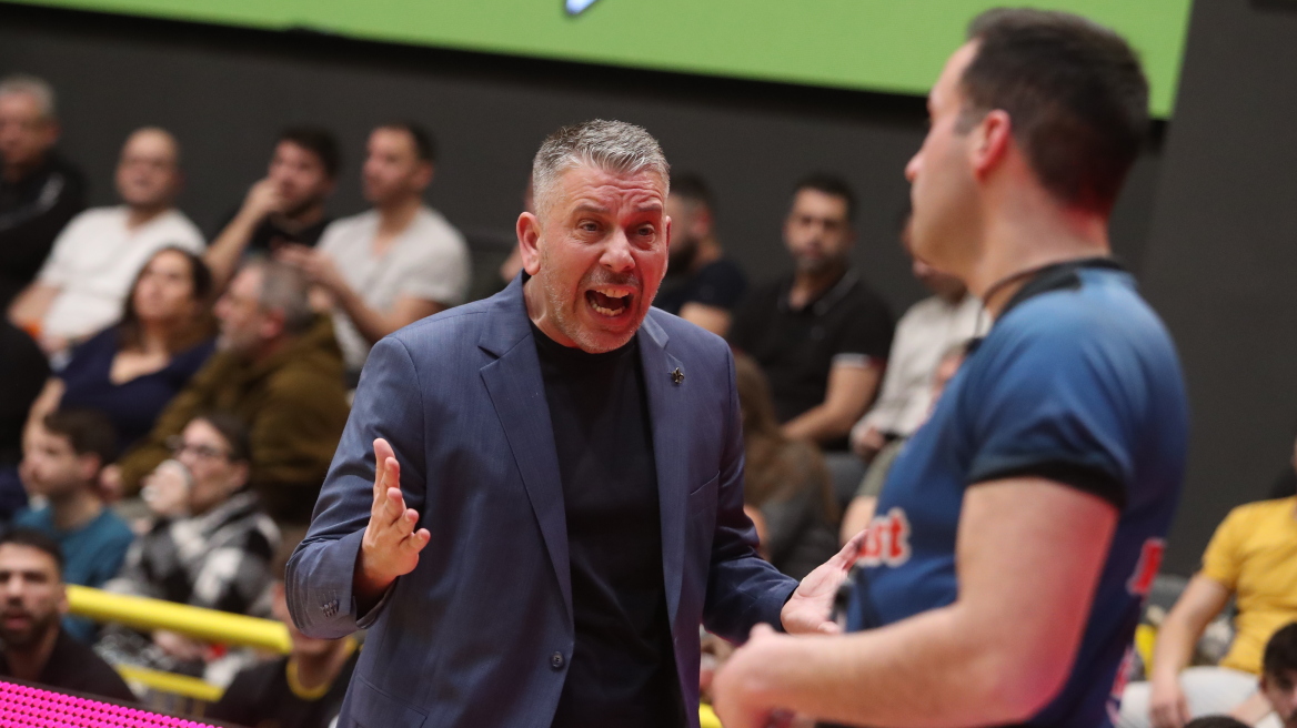 Τρομερό ξέσπασμα από τον Παπαθεοδώρου: «Δεν σε φοβάμαι ούτε εγώ ούτε το Μαρούσι, είσαι μικρός»