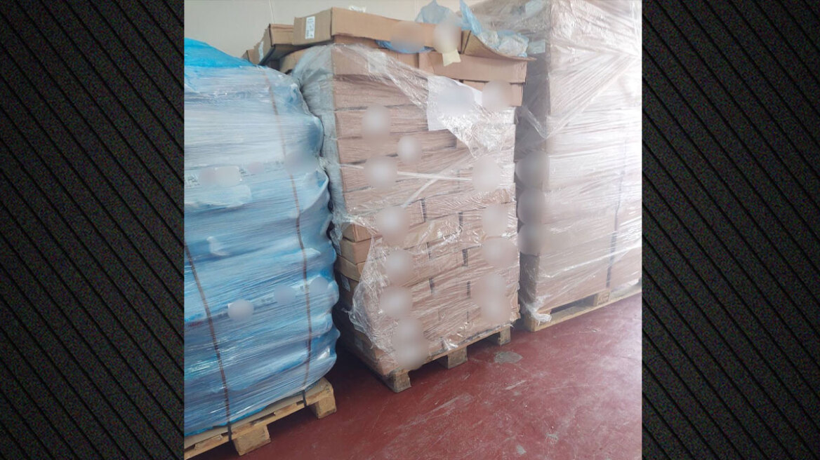 Κατασχέθηκαν 4,8 τόνοι σάπιου κρέατος στο Καπανδρίτι, λίγο πριν διατεθούν στην αγορά για την Τσικνοπέμπτη