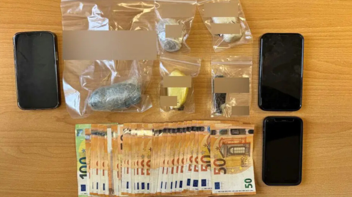 Τέσσερις συλλήψεις για διακίνηση ναρκωτικών μέσα σε φυλακές
