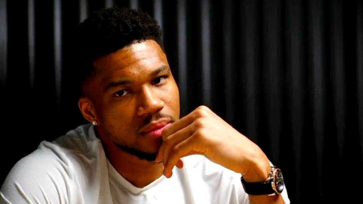 Αντετοκούνμπο: «Είμαι αφοσιωμένος στους Μπακς, είναι η ομάδα μου και την αγαπώ»