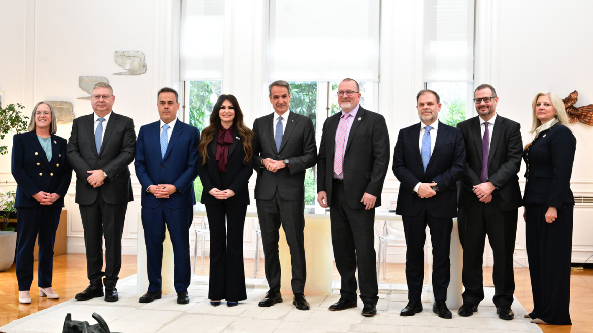 Chevron για τη συμφωνία για τους υδρογονάνθρακες: Ανυπομονούμε να συνεργαστούμε με τους εταίρους μας για την αξιολόγηση των οικοπέδων
