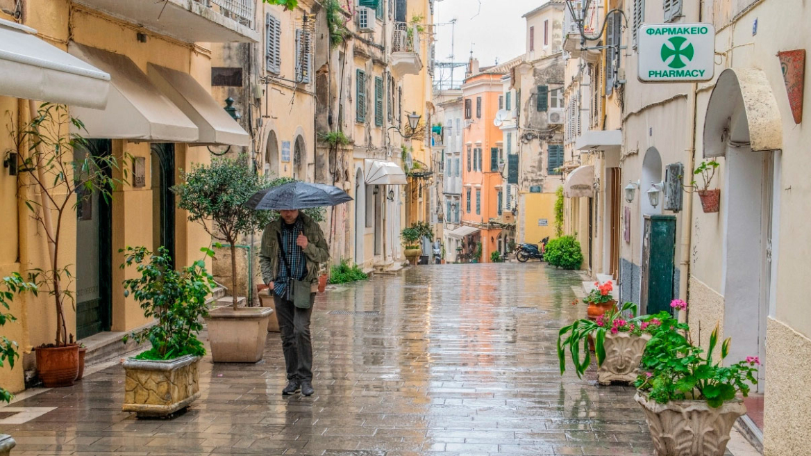 Επίμονο κύμα βροχών προβλέπει ο Κολυδάς, προειδοποίηση για έντονα φαινόμενα σε Ιόνιο και Πελοπόννησο - Ο καιρός την 25η Μαρτίου 