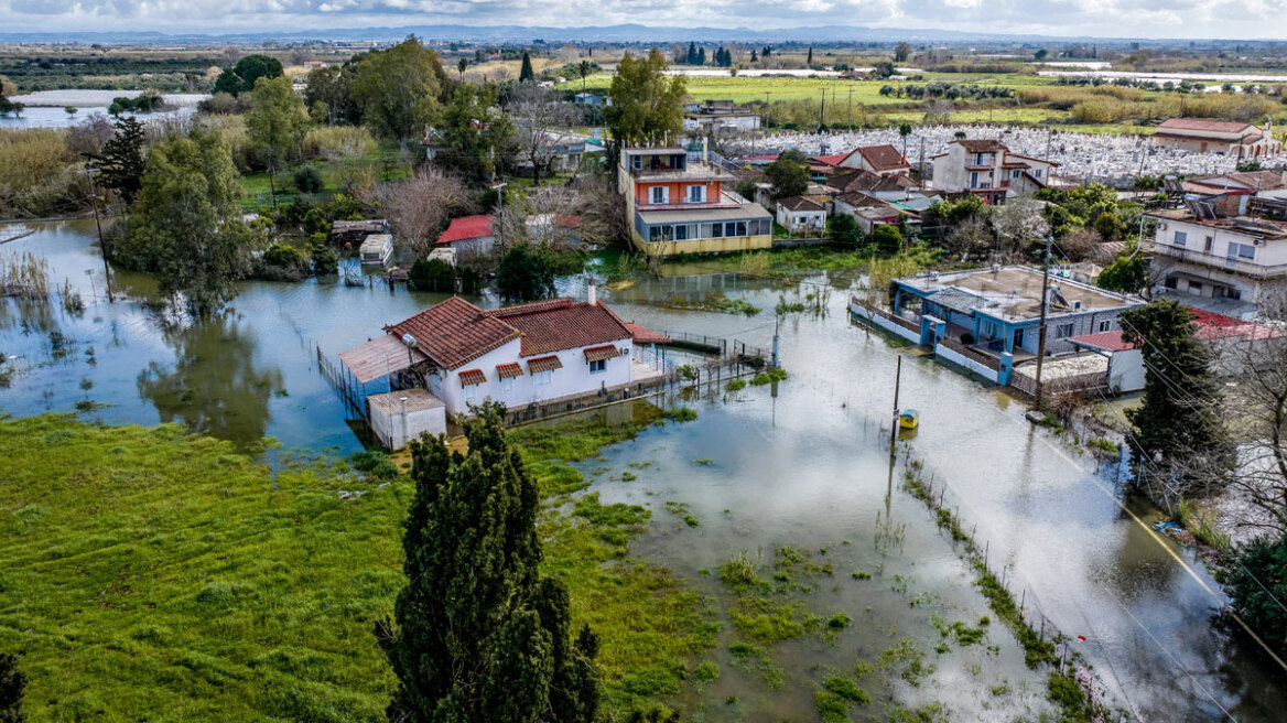 Ηλεία: Πλημμύρισαν Πηνειός και Αλφειός, «πνίγηκαν» καλλιέργειες και οικισμοί, δείτε φωτογραφίες