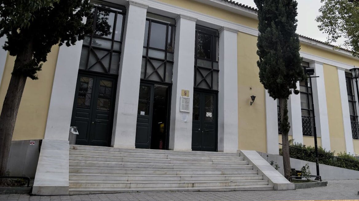 Απέδρασε από την Ευελπίδων Αιγύπτιος κρατούμενος που ήταν προς απέλαση