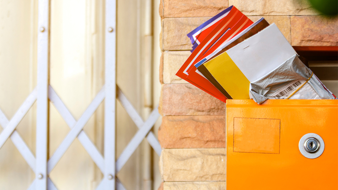 Αν βρεις ένα λευκό χαρτί στο γραμματοκιβώτιο, μην το αγνοήσεις: Μπορεί να μην είναι τυχαίο