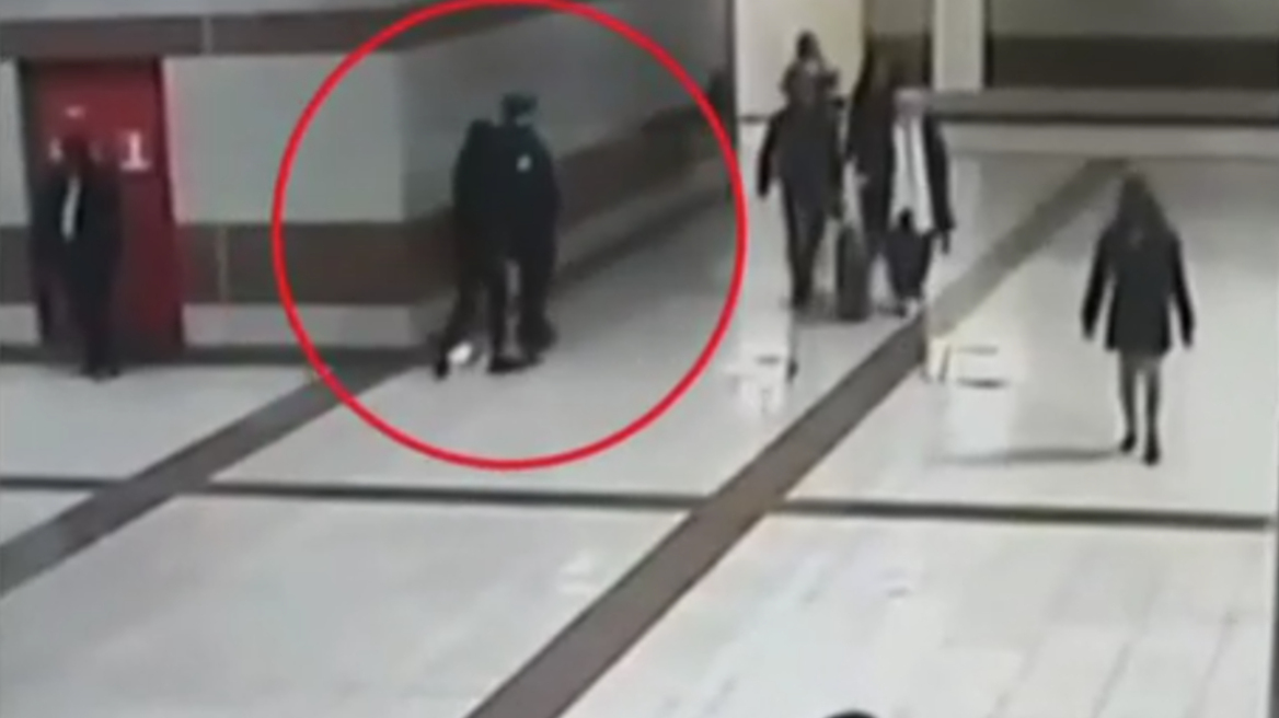 Βίντεο από τη δράση των μυστικών αστυνομικών σε μετρό και λεωφορεία για πορτοφολάδες
