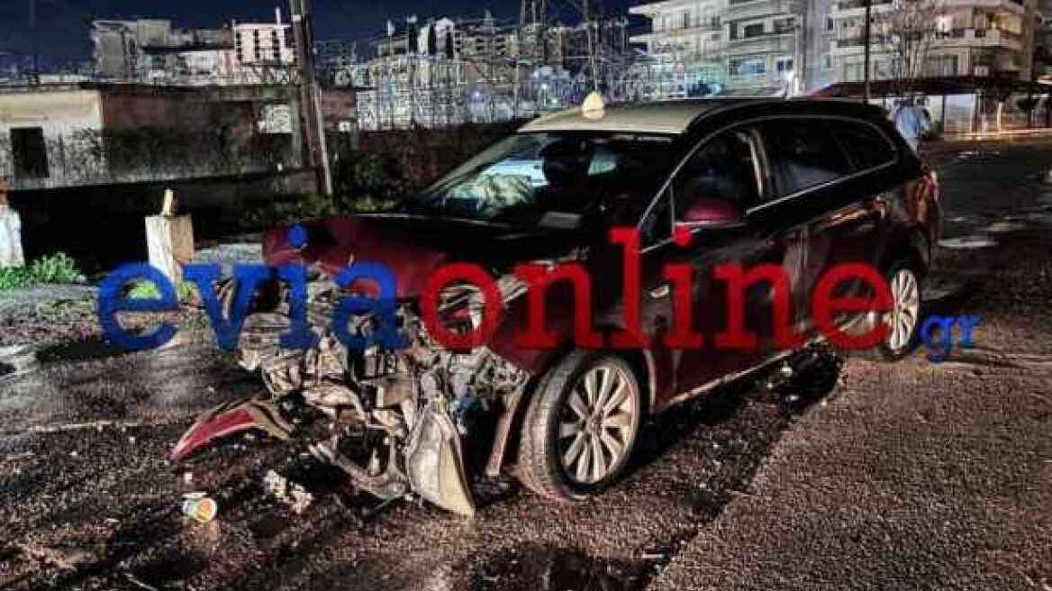 Οδηγός ταξί έχασε τις αισθήσεις του και προσέκρουσε σε κολωνάκια στη Χαλκίδα