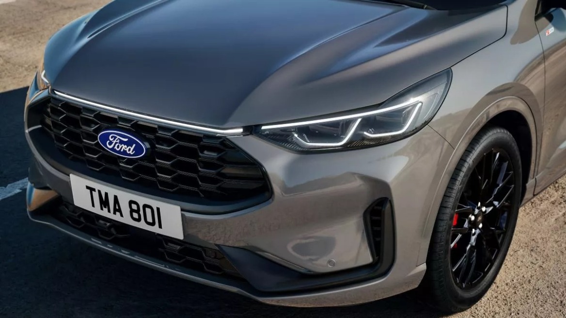 Ford: Τα φώτα Matrix LED κάνουν τη νύχτα μέρα