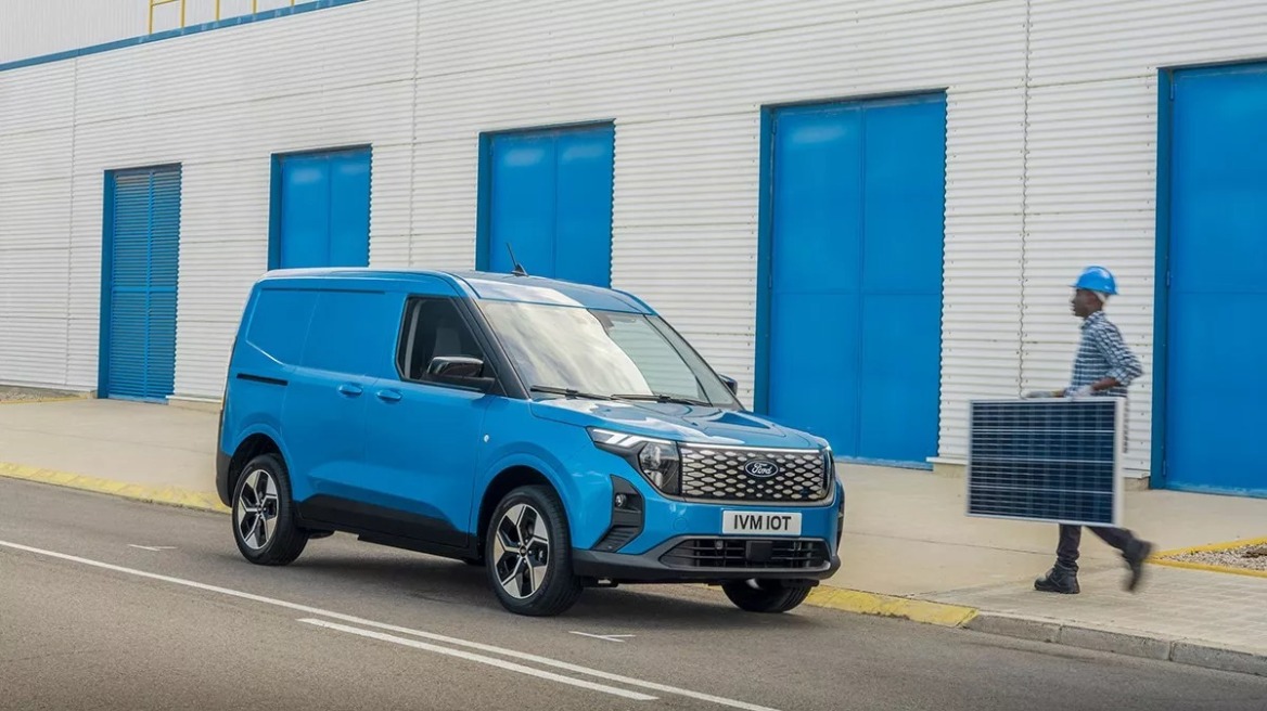 Αναβάθμιση ουσίας για τα Ford E-Transit Courier και E-Tourneo Courier