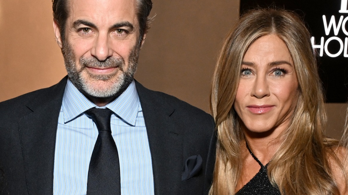 Τι πιστεύει ο σύντροφος της Τζένιφερ Άνιστον για τις σχέσεις «των μεγαλύτερης ηλικίας γυναικών με νεότερους άντρες»