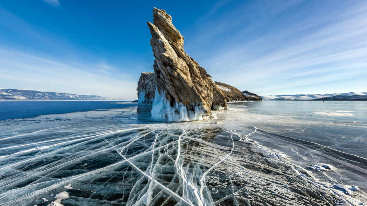 Επτά άνθρωποι έχασαν τη ζωή τους σε δυστύχημα στη λίμνη Βαϊκάλη στη Σιβηρία
