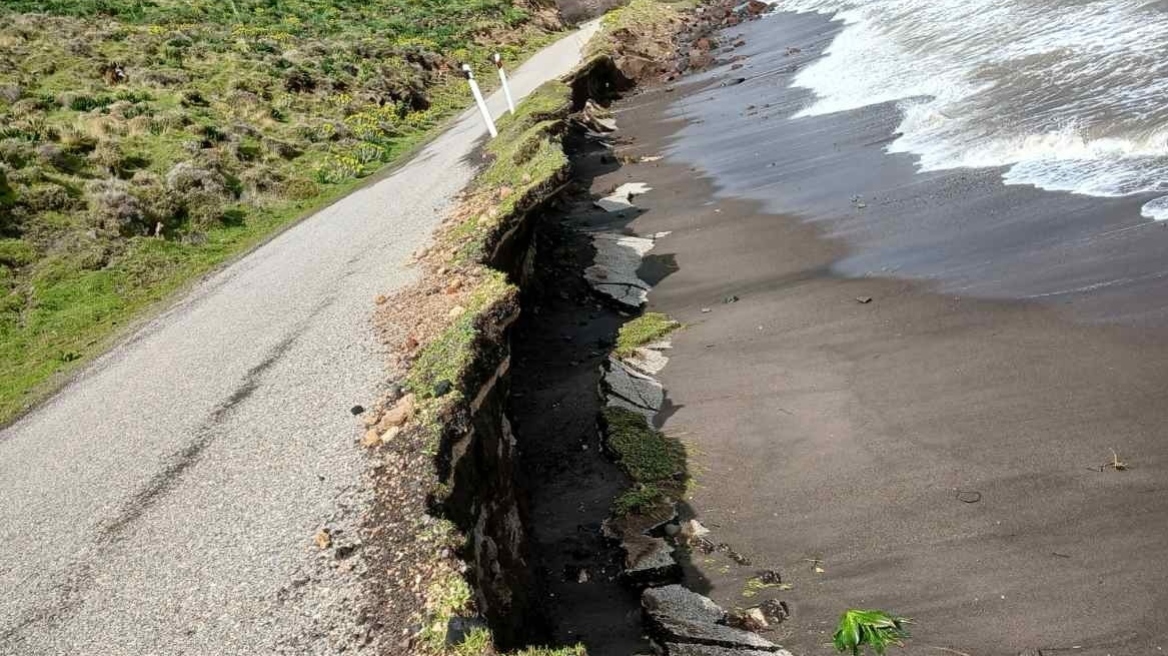 Νίσυρος: Σε κατάσταση έκτακτης ανάγκης μετά το σαρωτικό πέρασμα της κακοκαιρίας, εκτεταμένες ζημιές στο νησί