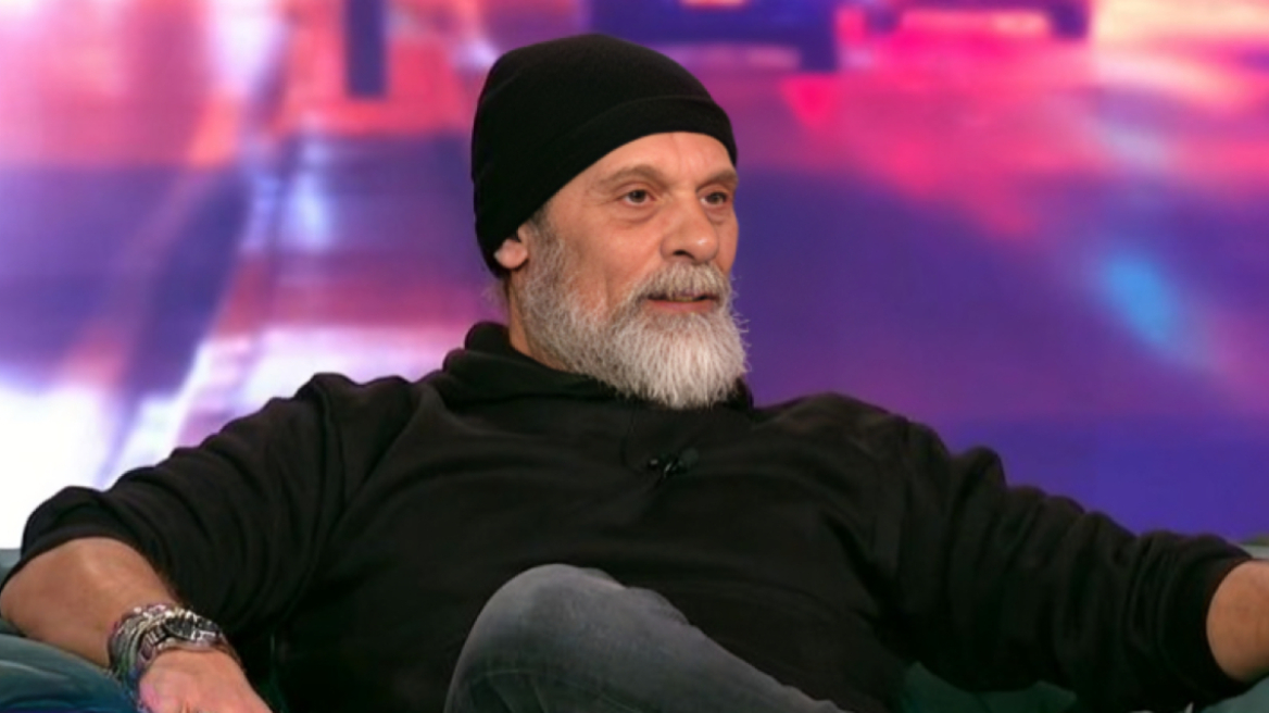 Τζώνυ Θεοδωρίδης: Ο Γιάννης Δαλιανίδης μου είχε πει ότι αν έβγαινα με το κανονικό μου όνομα, θα με έλεγαν ψωνάρα