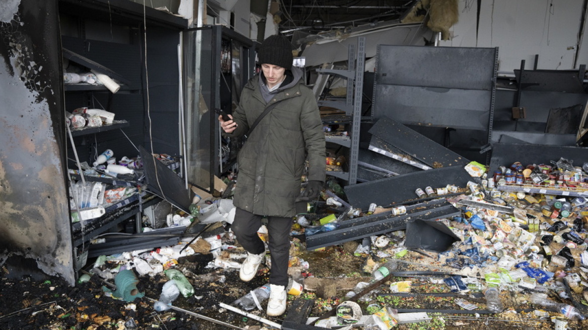 Πόλεμος στην Ουκρανία: Επτά αστυνομικοί τραυματίστηκαν από έκρηξη στην πόλη Μικολάιφ 