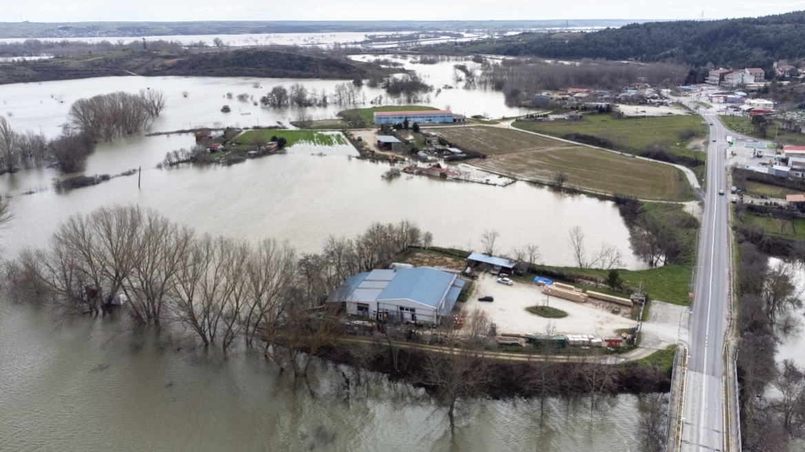 Τι αλλάζει με το νέο νομοσχέδιο για τη χορήγηση στεγαστικής αρωγής μετά από φυσικές καταστροφές