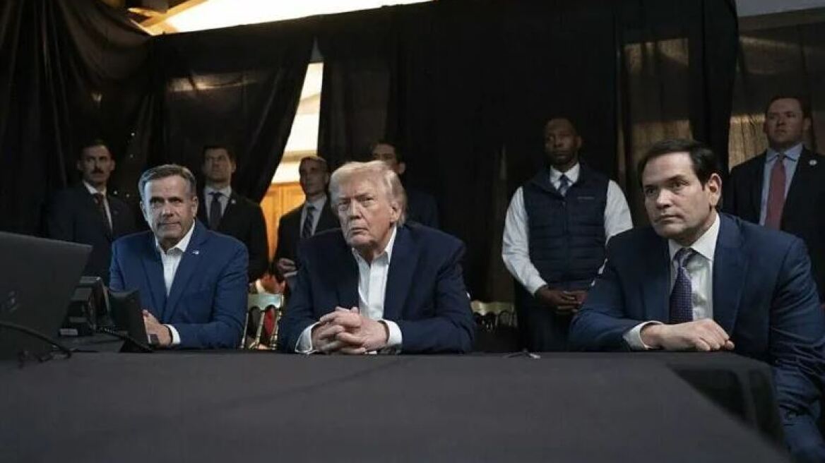 Τραμπ: Τον καταγγέλουν για σεξουαλική επίθεση σε ανήλικη, σε έγγραφα των φακέλων Έπσταιν που δεν δόθηκαν στη δημοσιότητα
